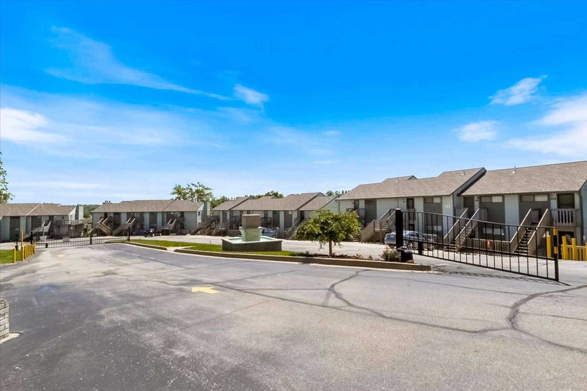 Full Moon Condo Lake Ozark Exterior photo